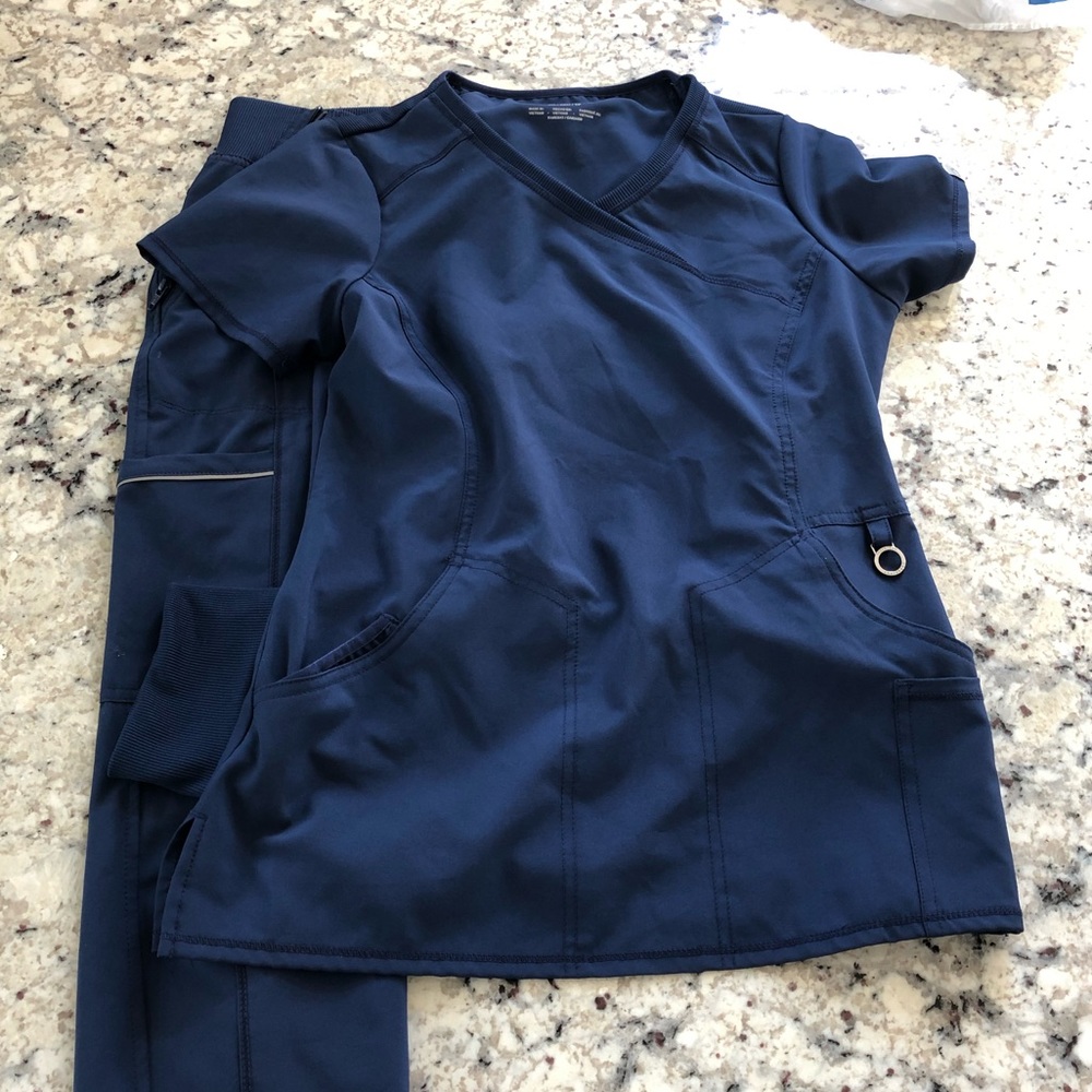 Infinity by Cherokee Scrubs Top and Jogger Bottoms